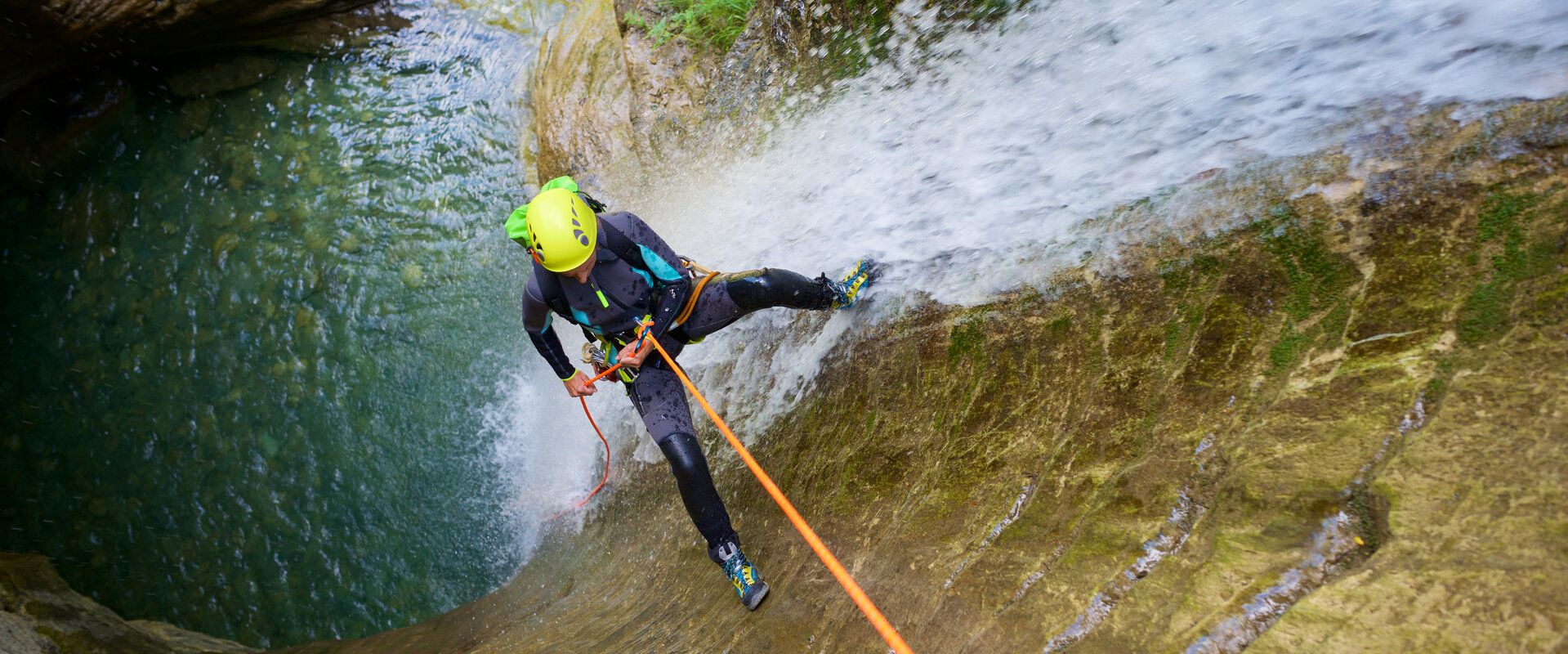 Sorties canyons cantal auvergne - Bureau des Guides d'Auvergne